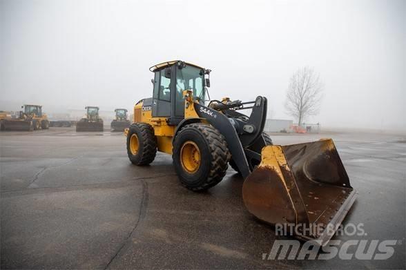 John Deere 544KII Pale gommate