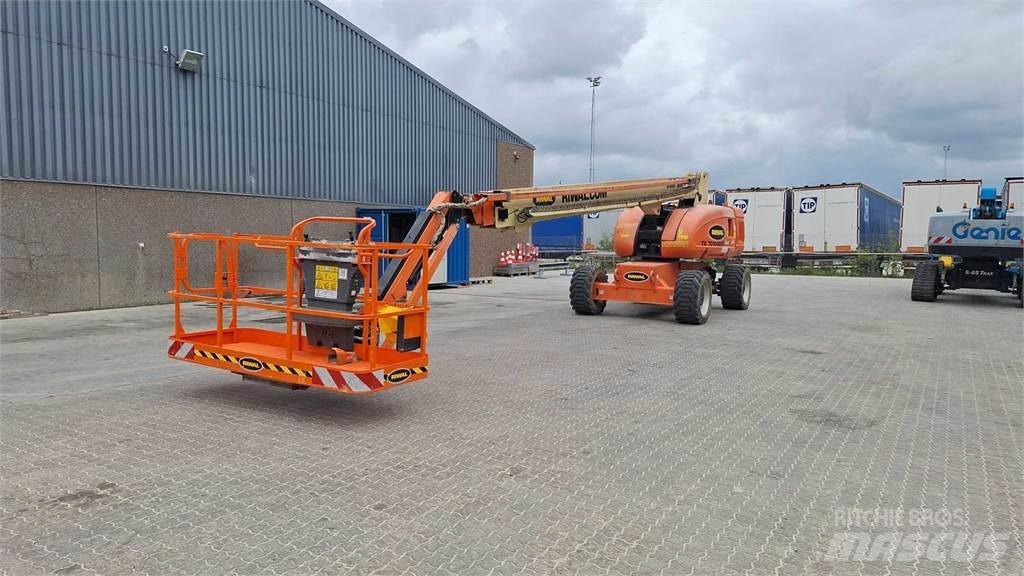 JLG 860SJG Piattaforme a braccio telescopico