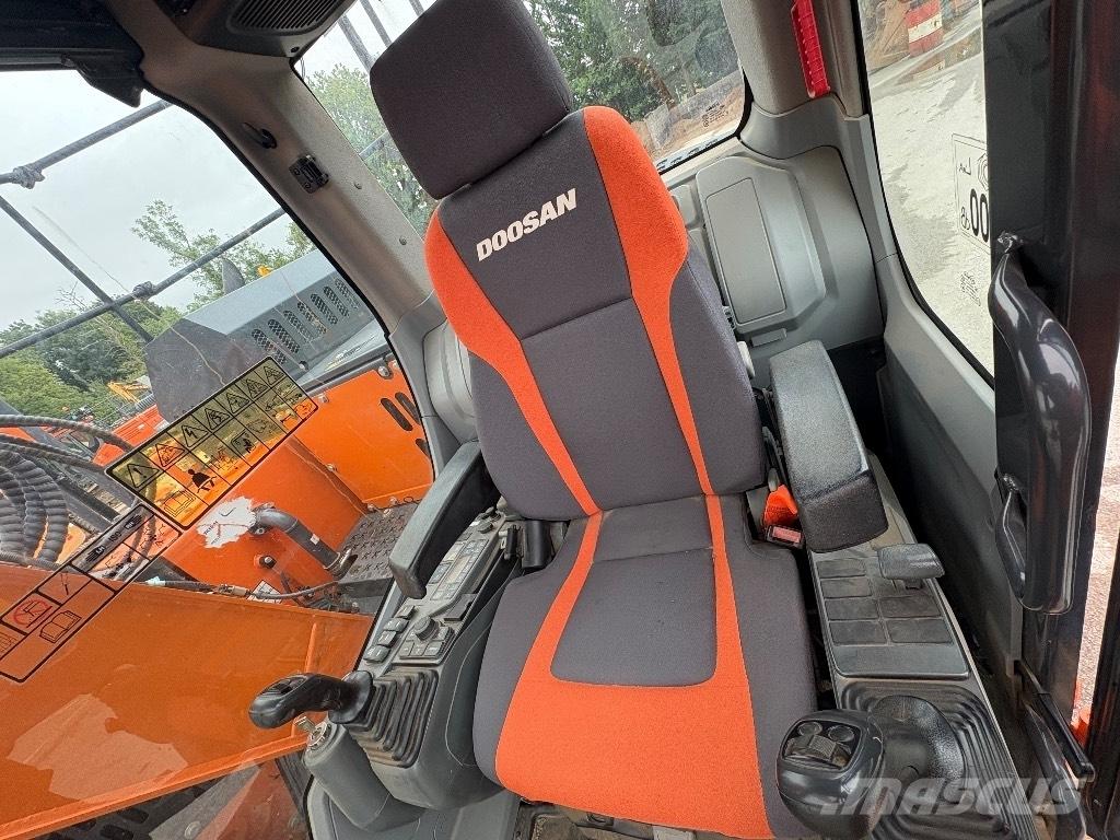 Doosan DX140LCR-5 Escavatori cingolati