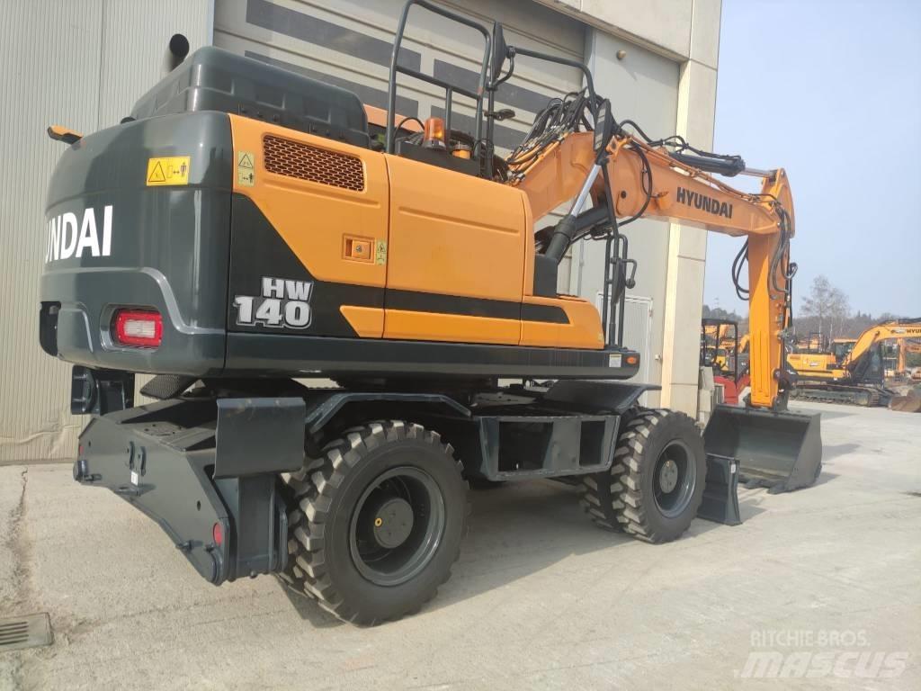 Hyundai HW140 Escavatori gommati
