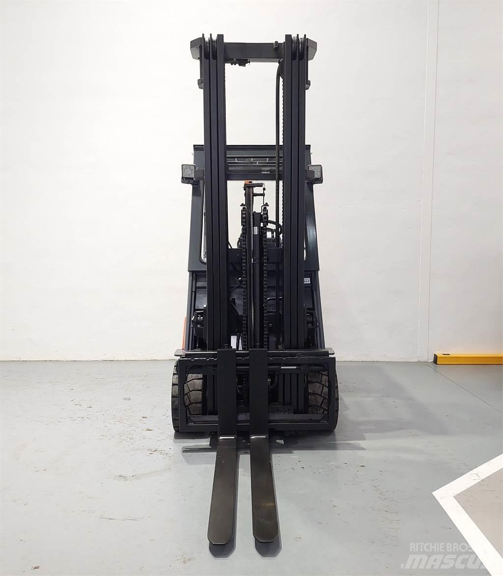 Toyota 7FBMF30 Carrelli elevatori elettrici