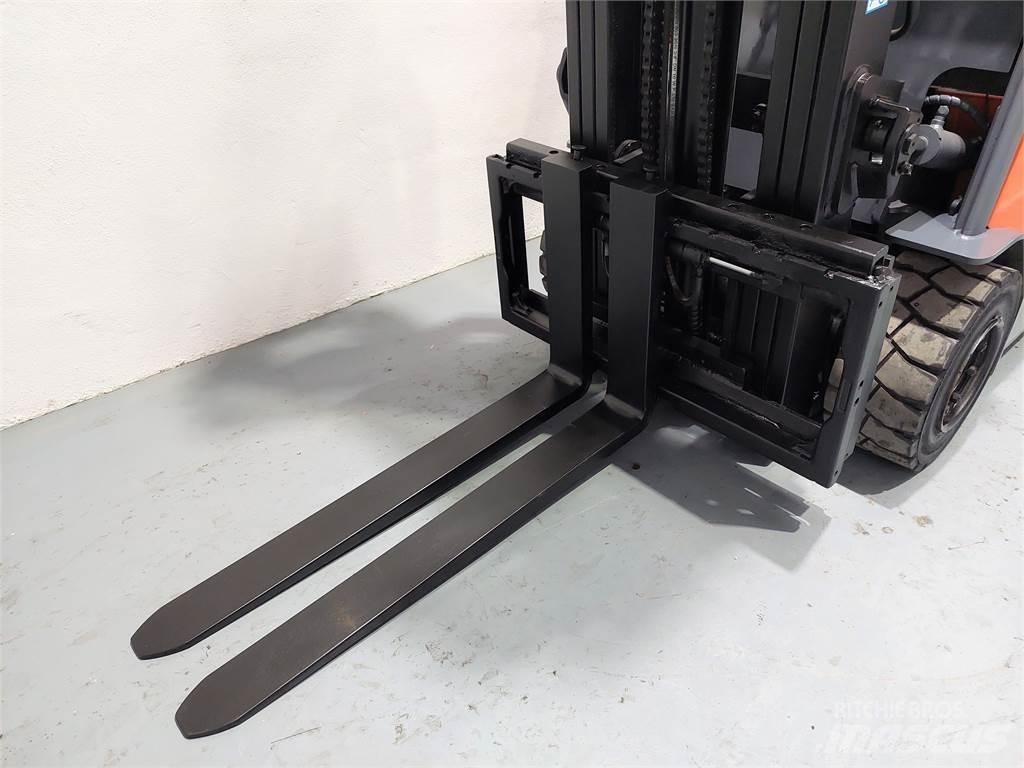 Toyota 7FBMF30 Carrelli elevatori elettrici