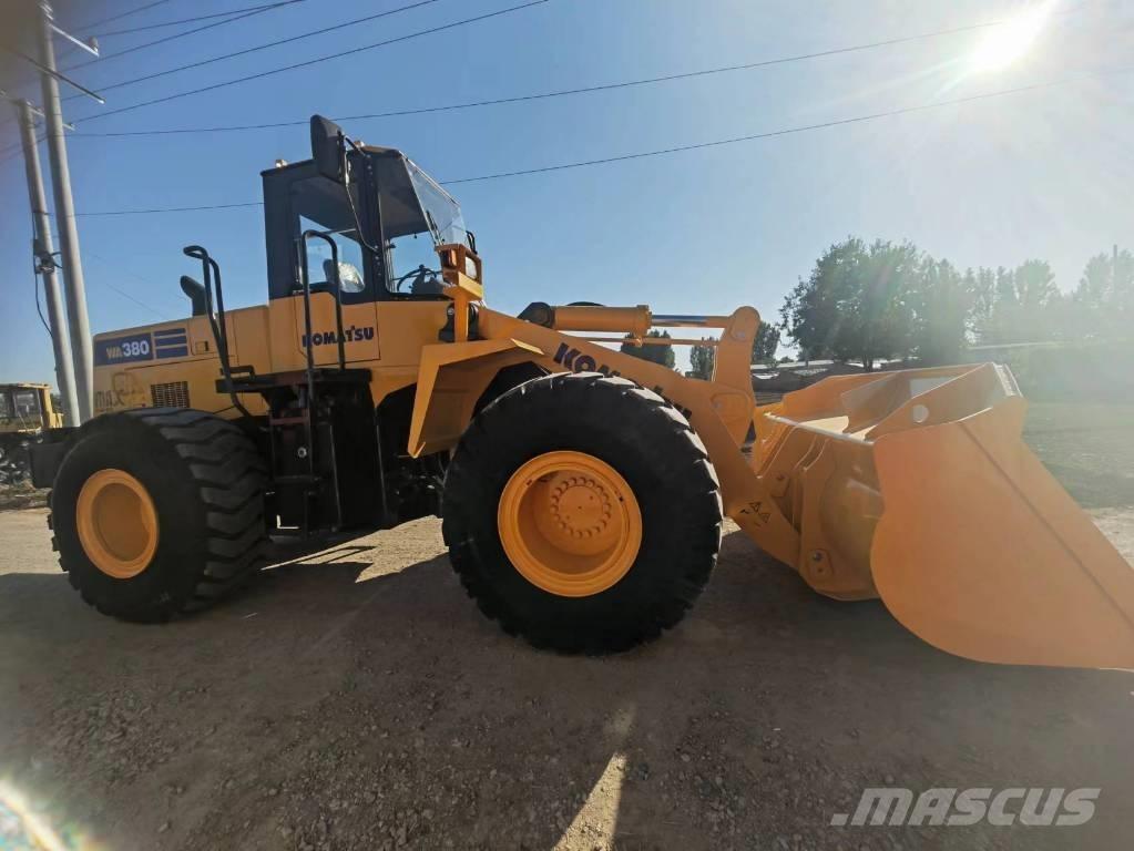 Komatsu WA 380-5 Pale gommate