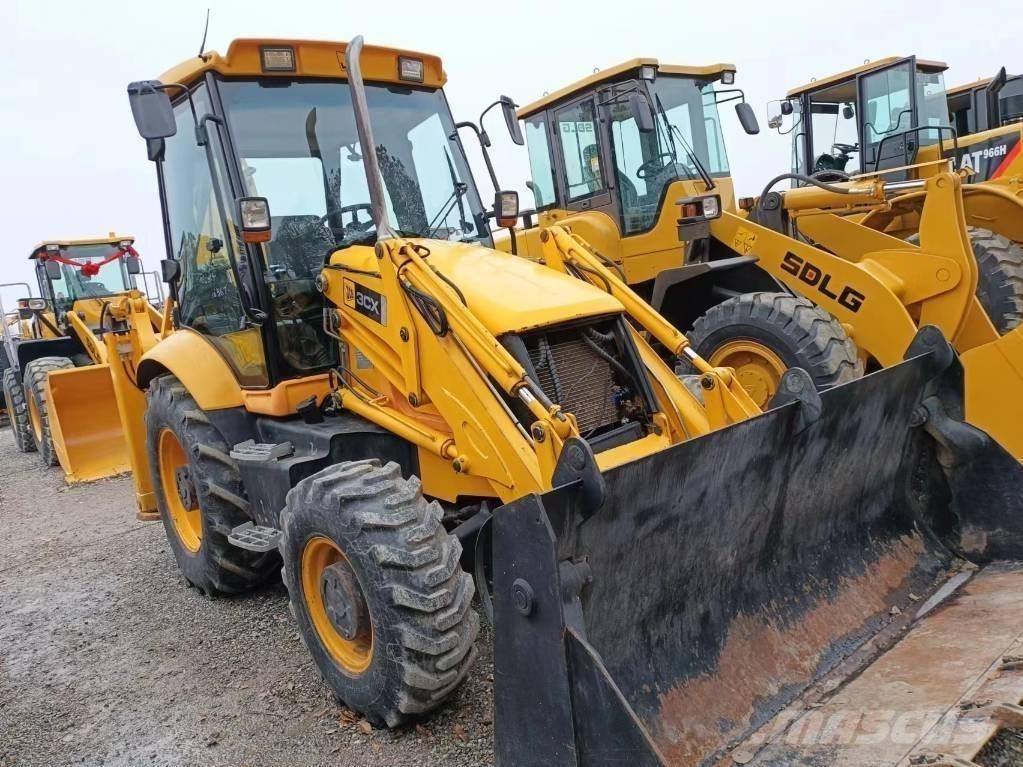 JCB 3 CX Terne