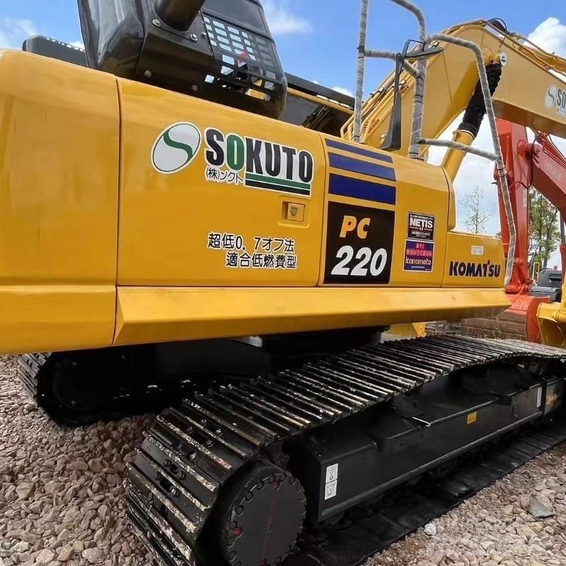 Komatsu PC 220 Escavatori cingolati
