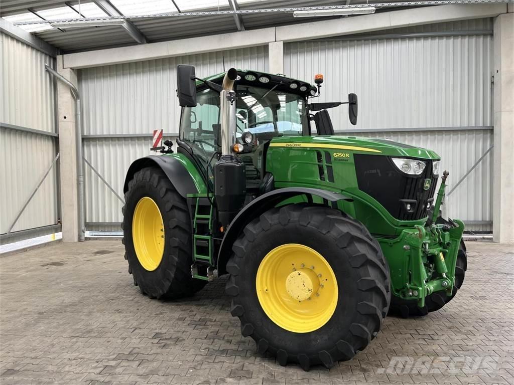 John Deere 6250R Trattori