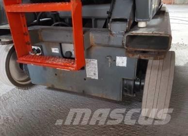 SkyJack SJ III 4726 Piattaforme a pantografo