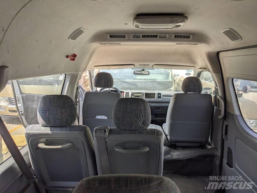 Toyota Hiace Autobus interurbani
