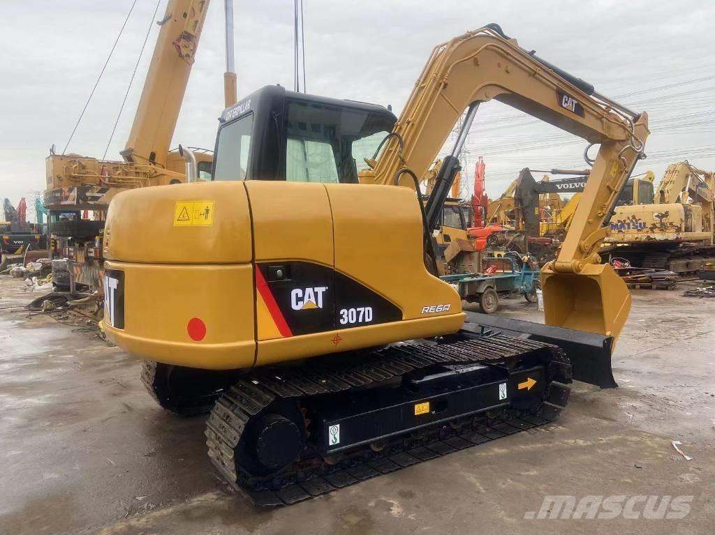 CAT 307 D Escavatori medi 7t - 12t