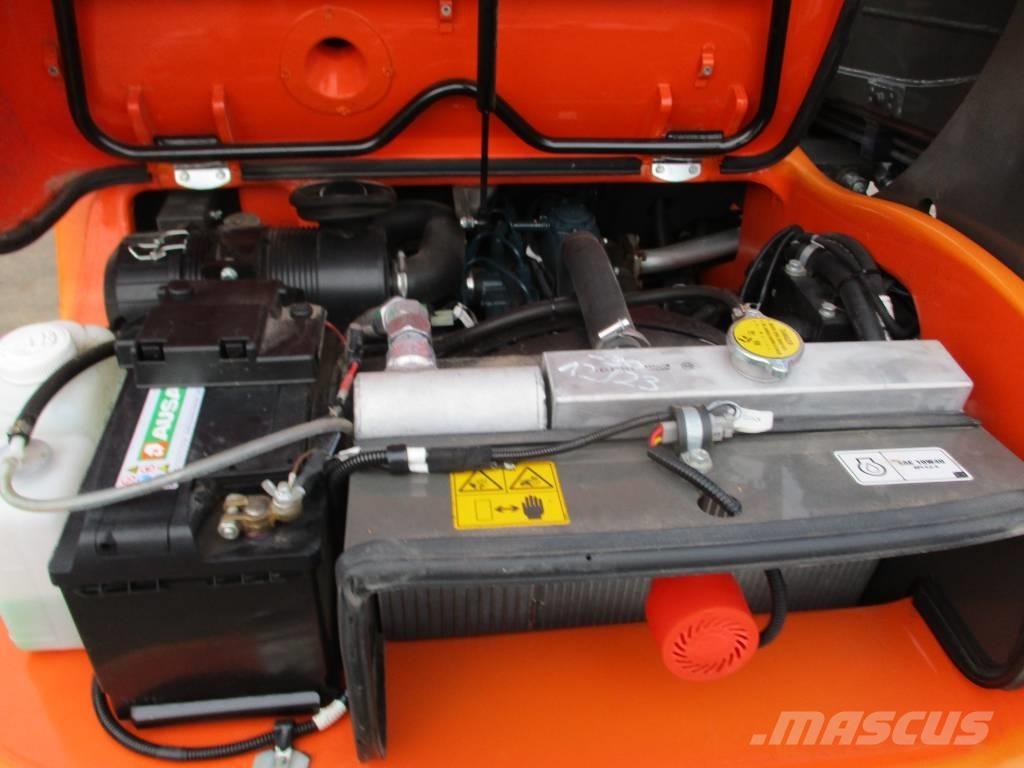 Ausa T144 HX4 (229) Sollevatori telescopici