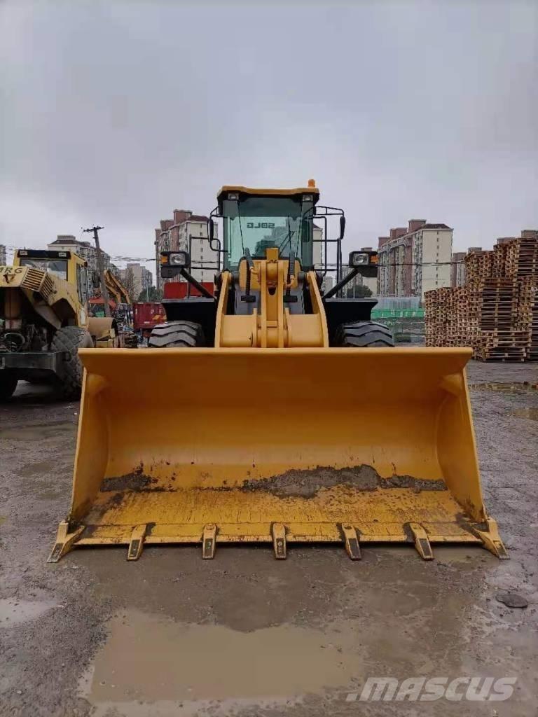 SDLG LG 956 L Pale gommate