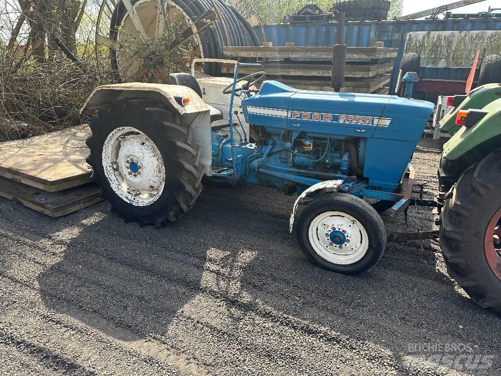 Ford 2000 Trattori