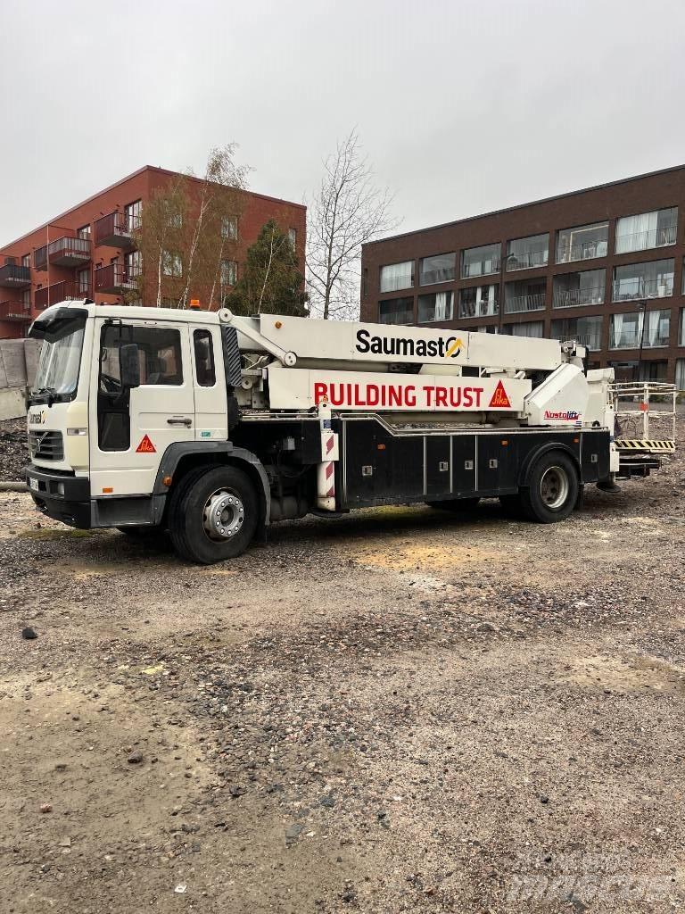 Volvo Nostolift 35 Piattaforme autocarrate