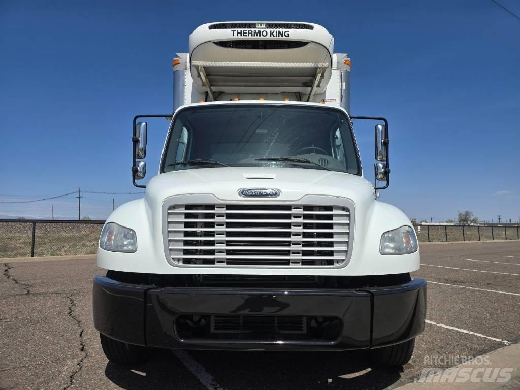 Freightliner M 106 Camion a temperatura controllata