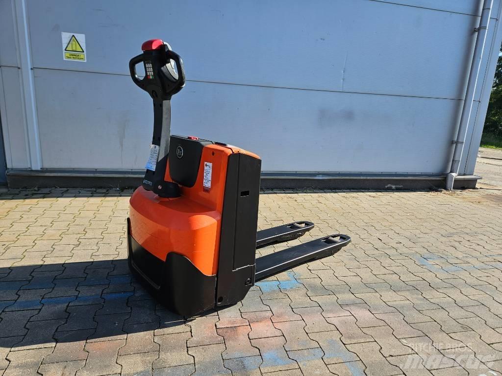 BT LWE 140 Transpallet manuale