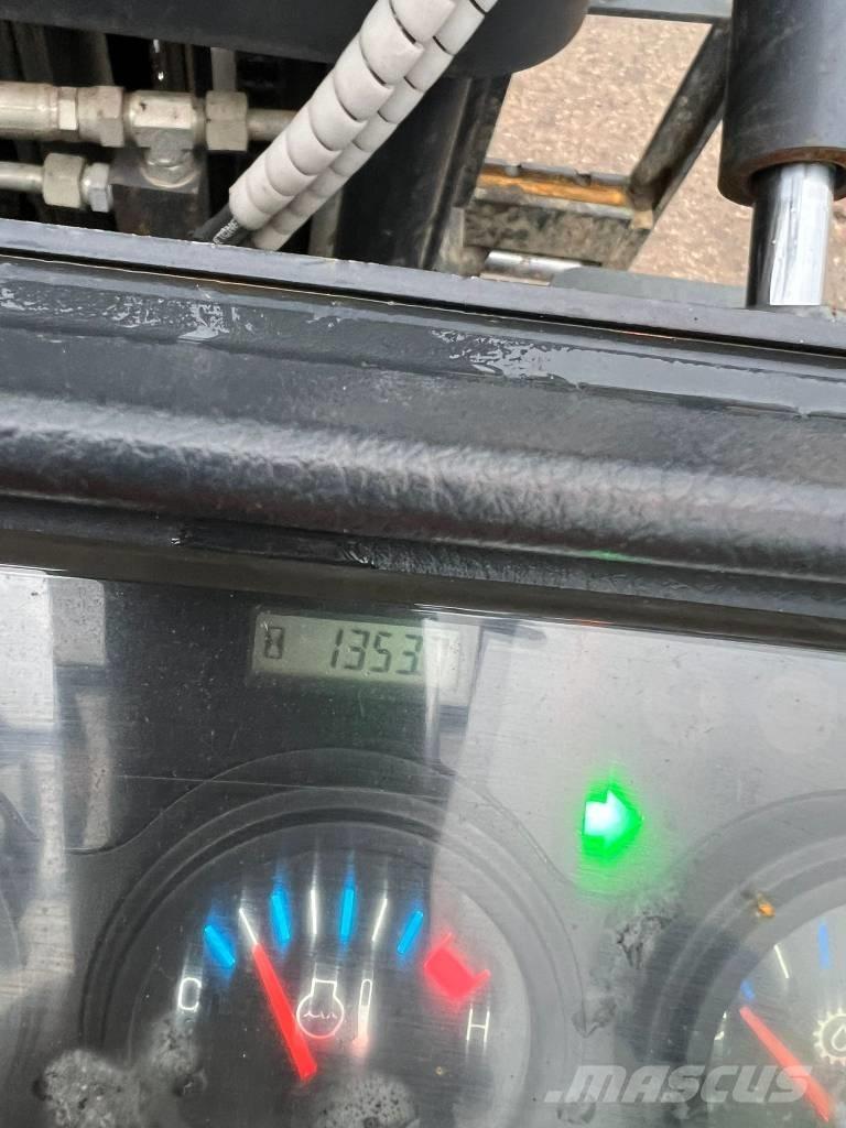 Doosan D 25 GP Carrelli elevatori diesel