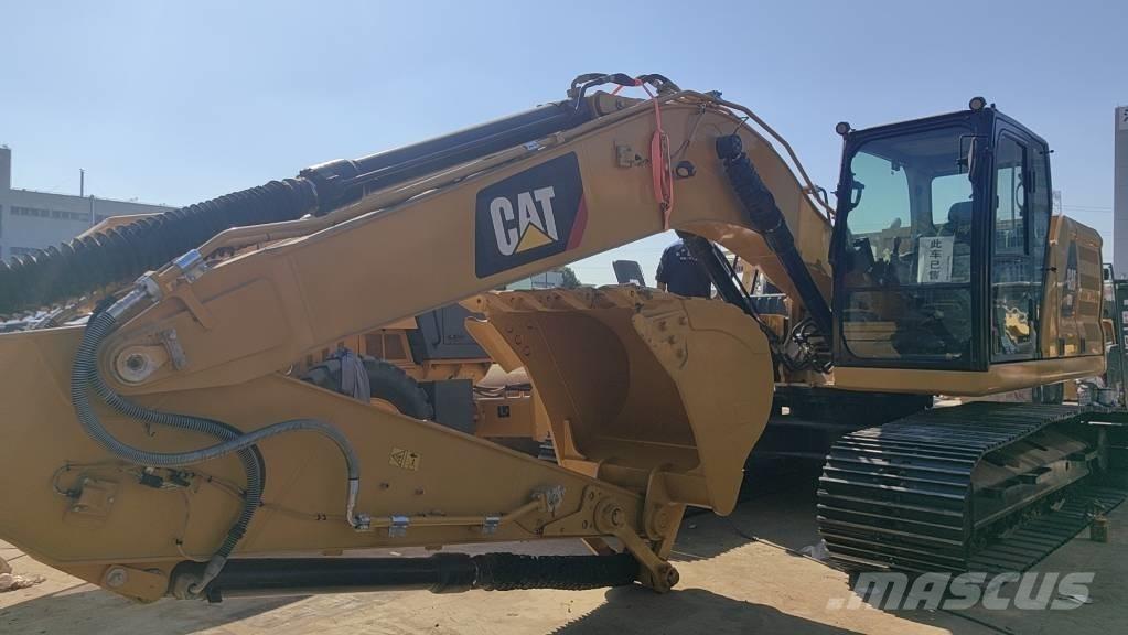 CAT 2018 CAT 320 Escavatori gommati