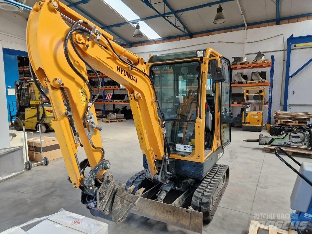 Hyundai R18-9AK Miniescavatori