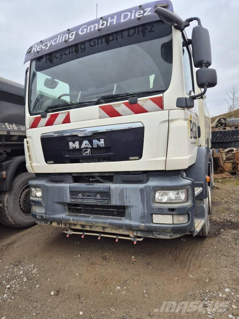 MAN TGM 18.290 Autocarro spazzatrice