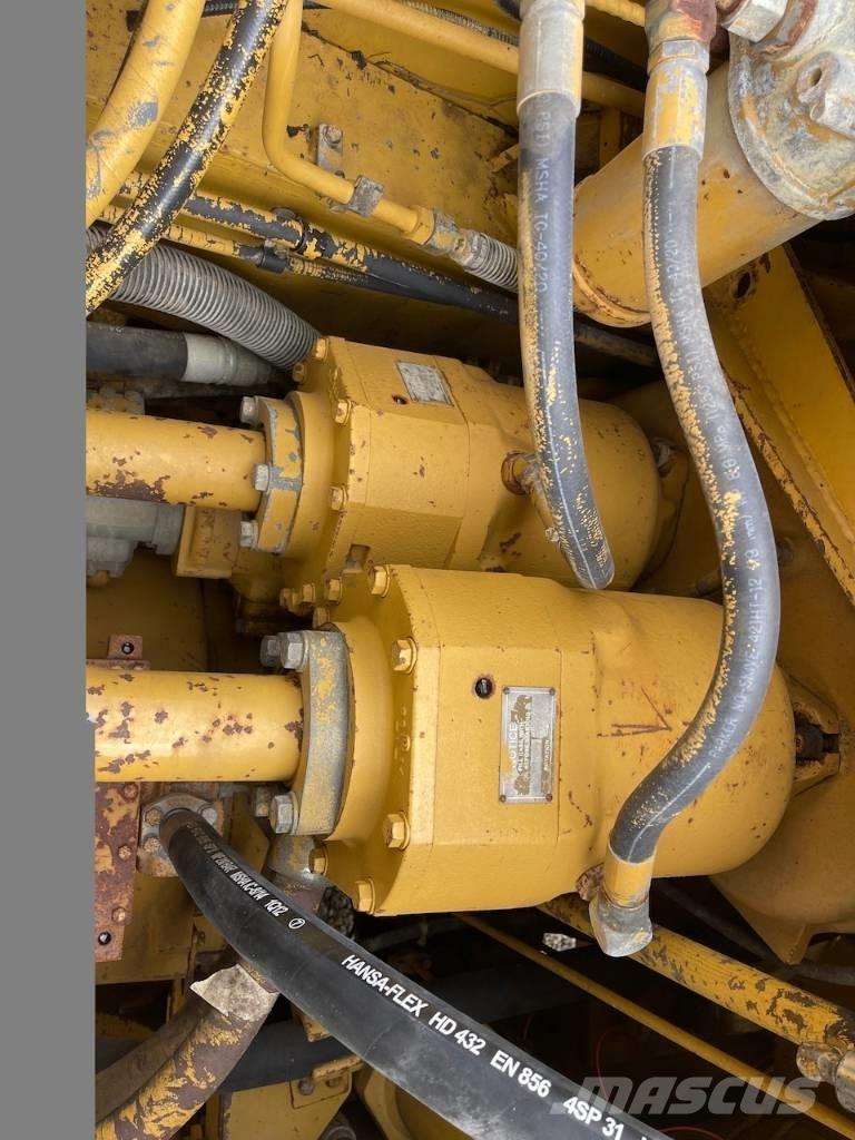 CAT 992 C Pale gommate