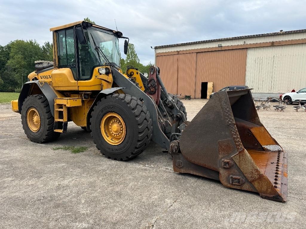 Volvo L 70 F Pale gommate