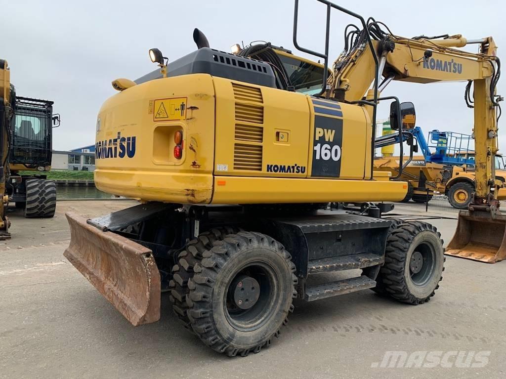 Komatsu PW160-8 Escavatori gommati