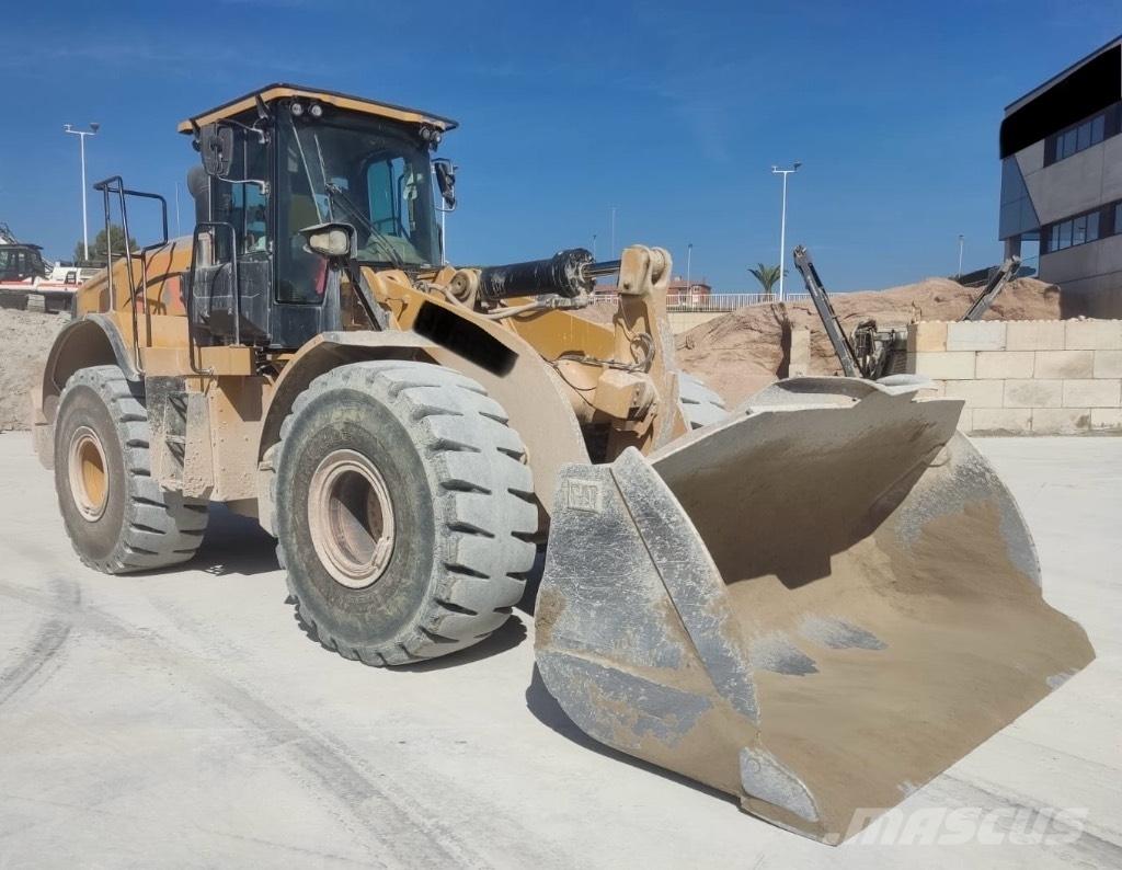 CAT 966 M Pale gommate