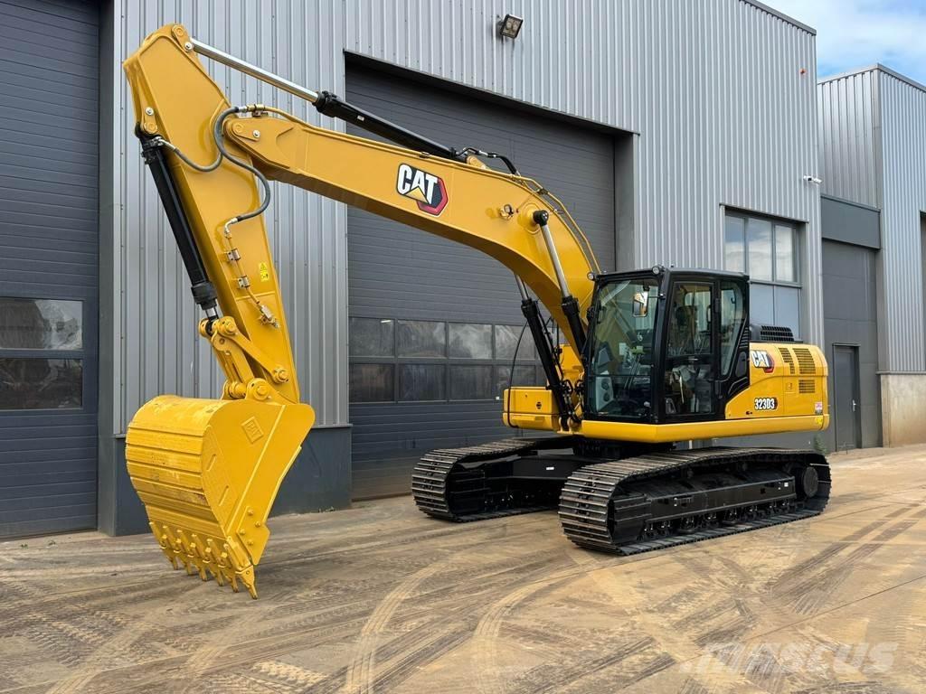CAT 323D3 Escavatori cingolati