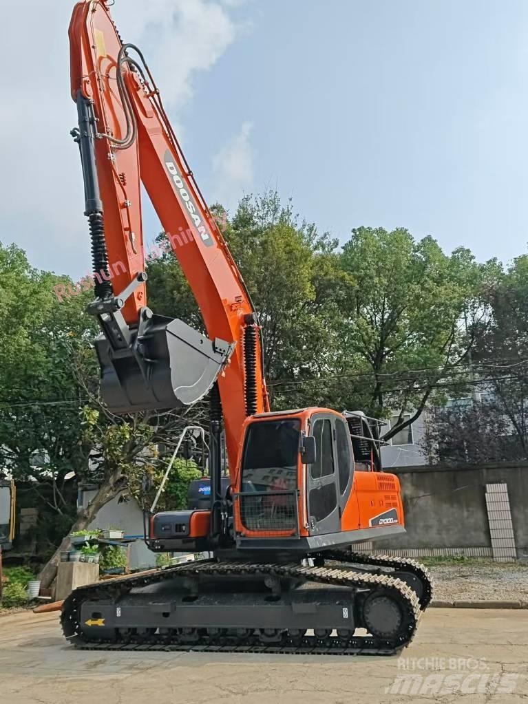 Doosan DX 300 Escavatori cingolati