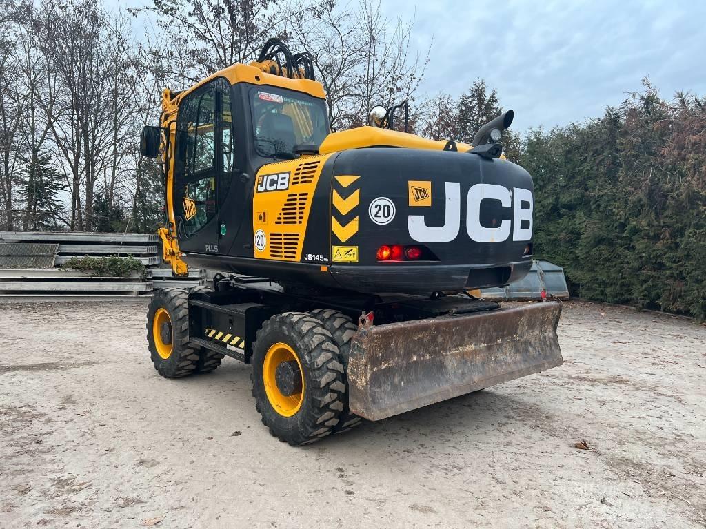 JCB JS 145 W+ TT4i Escavatori gommati
