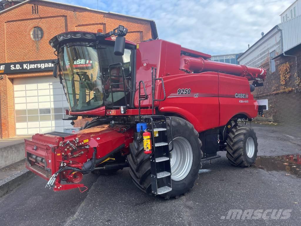 Case IH 9250 Mietitrebbiatrici