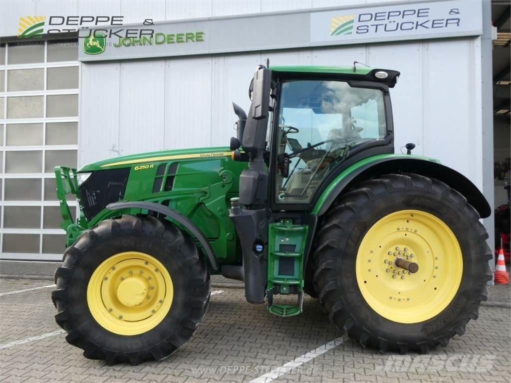 John Deere 6250R Trattori