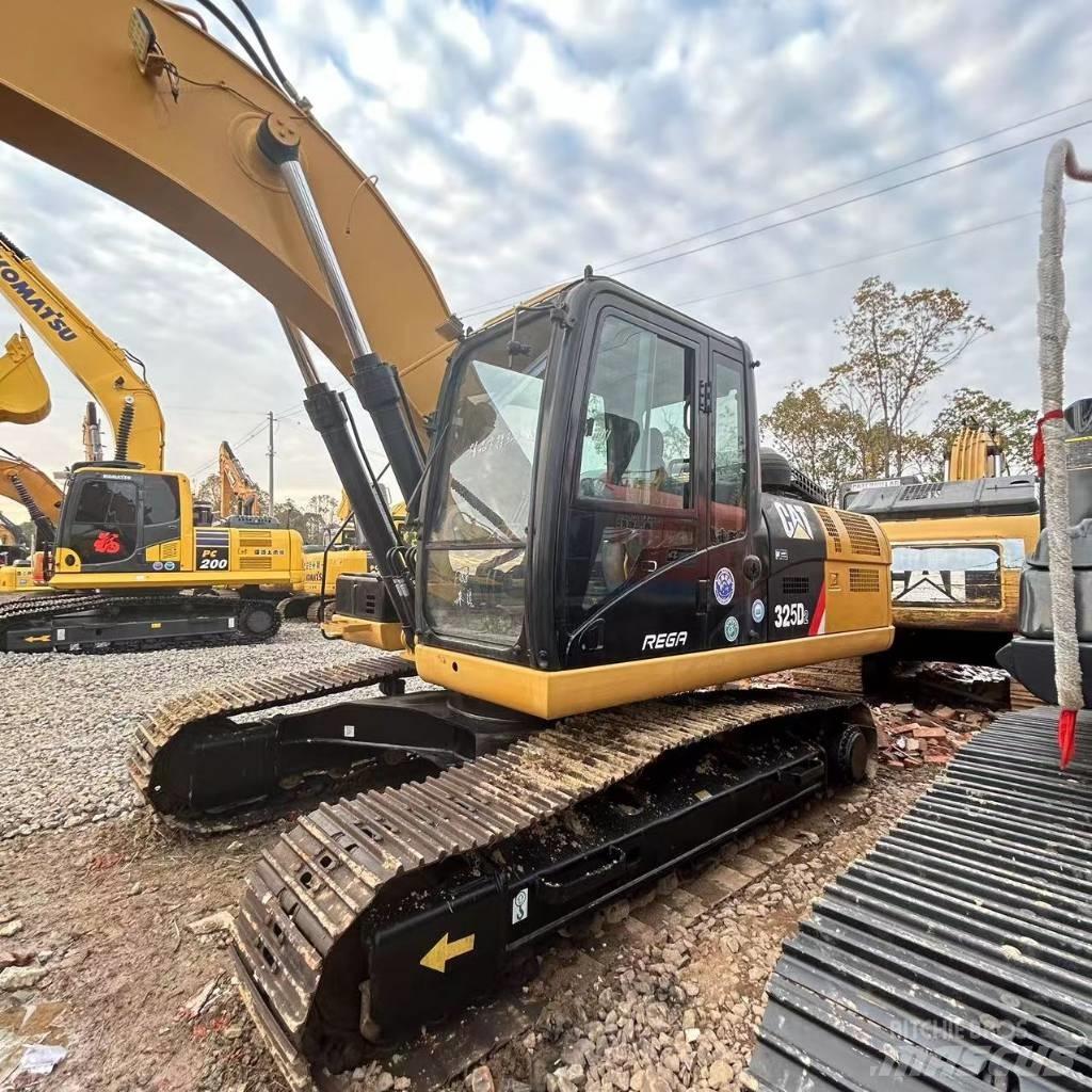 CAT 325 D Escavatori cingolati