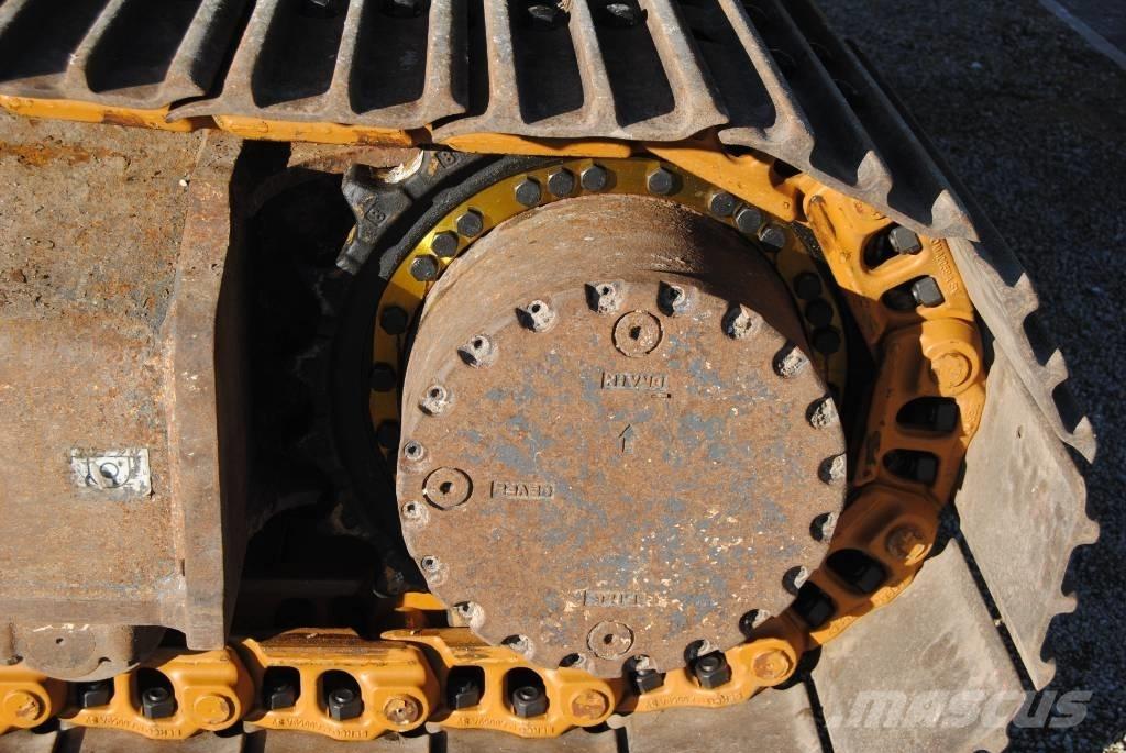 Kobelco SK210LC-10E Escavatori cingolati