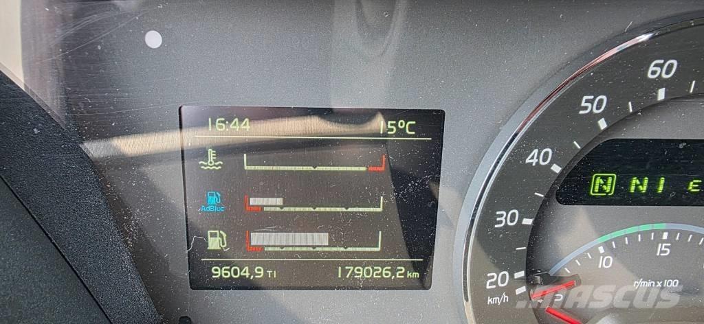 Volvo FH 16 750 Camion con sponde ribaltabili