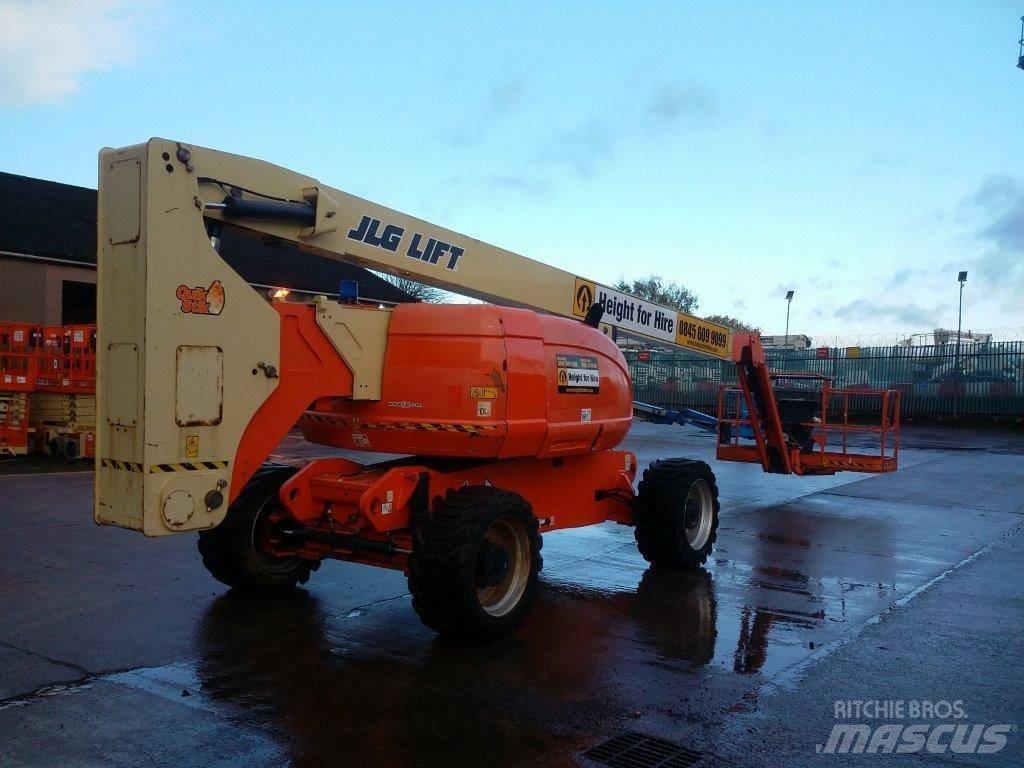 JLG 800AJ Piattaforme a braccio articolato