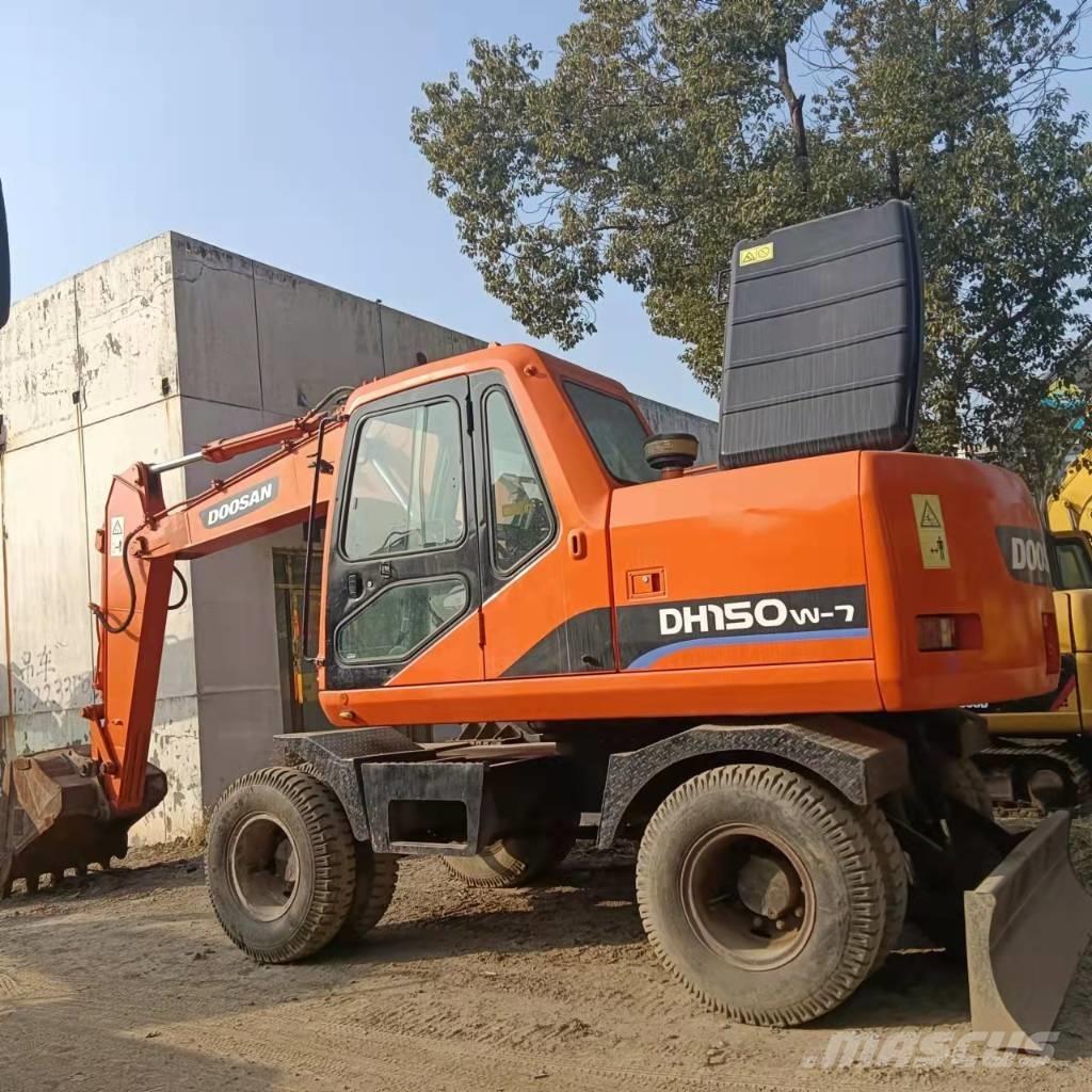 Doosan DH150W-7 Escavatori gommati