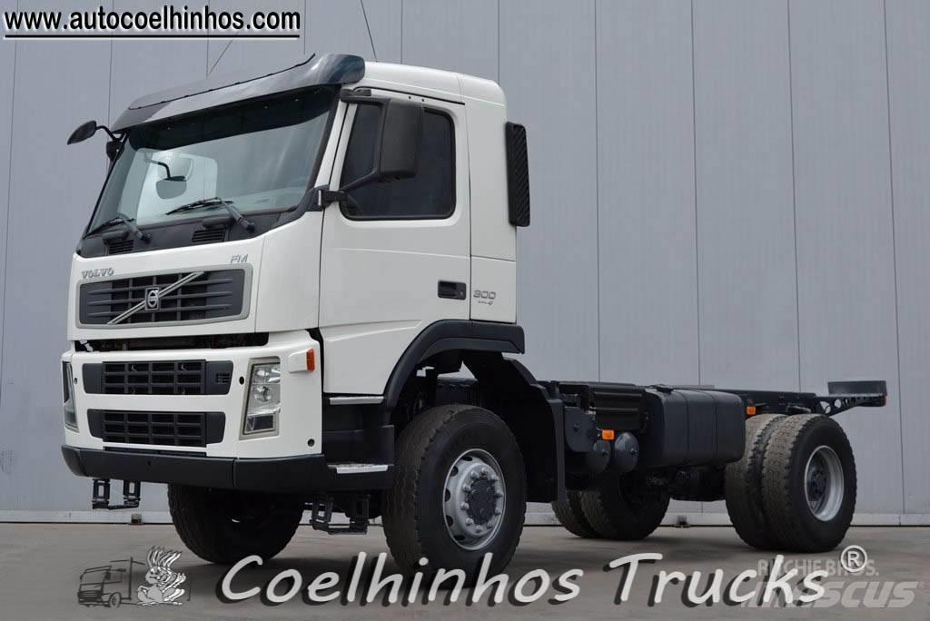 Volvo Fm 300  4x4 Autocabinati