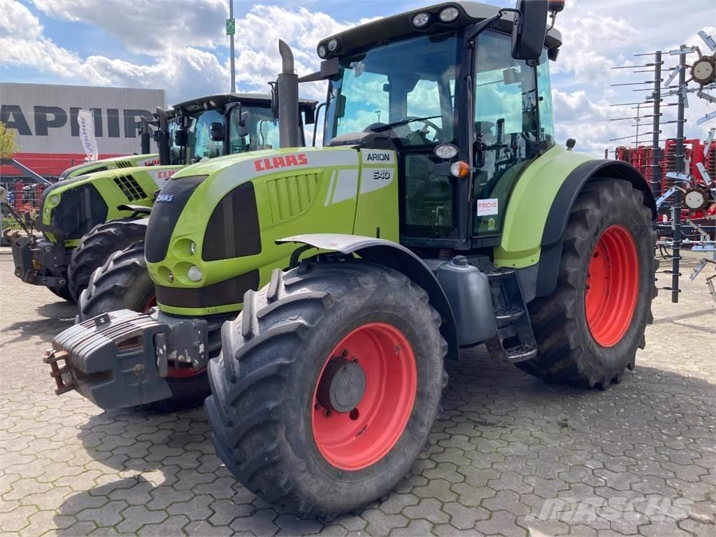 CLAAS Arion 640 Trattori