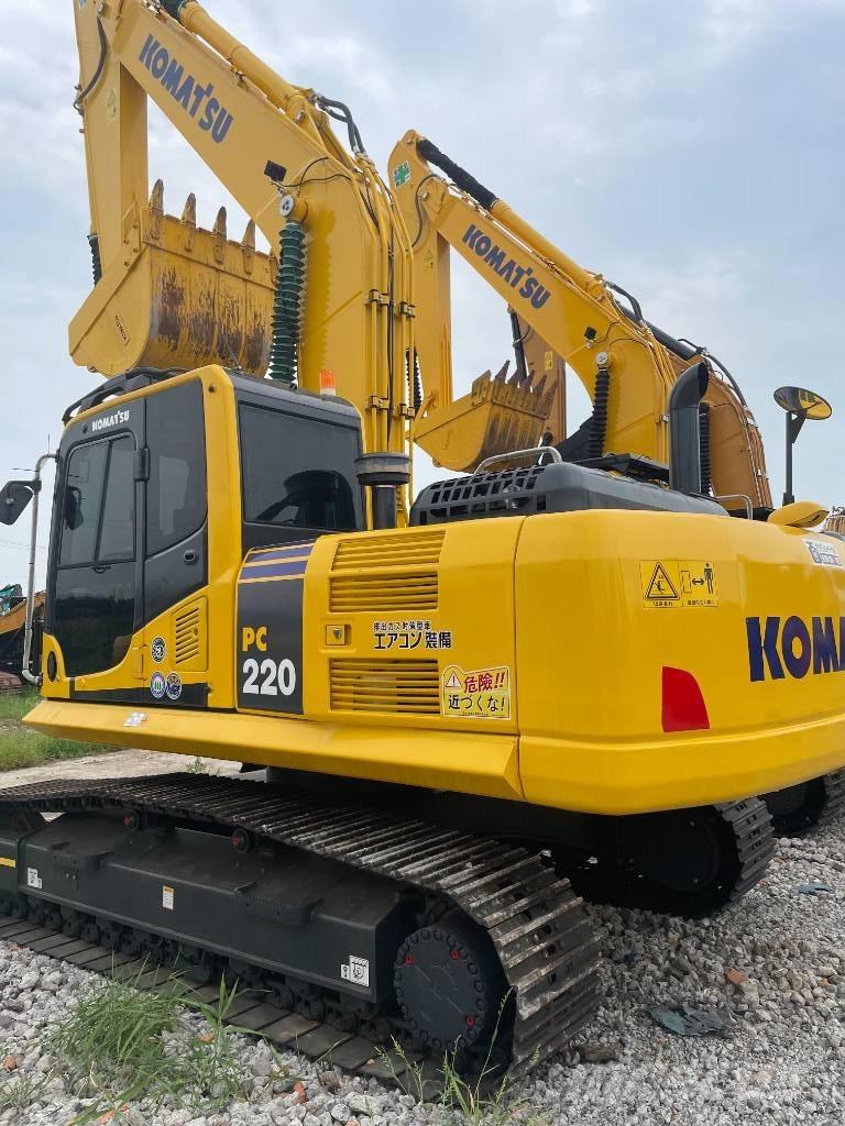 Komatsu PC 220 Escavatori cingolati