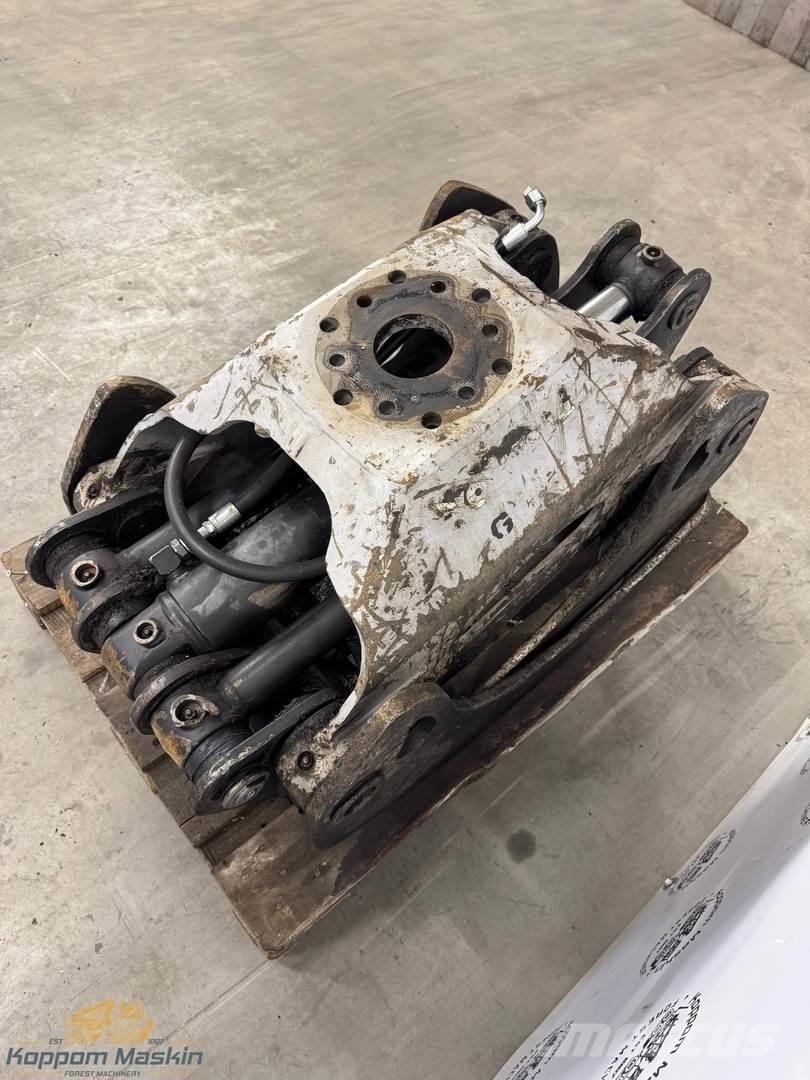 Valmet / Komatsu G36 Pinze