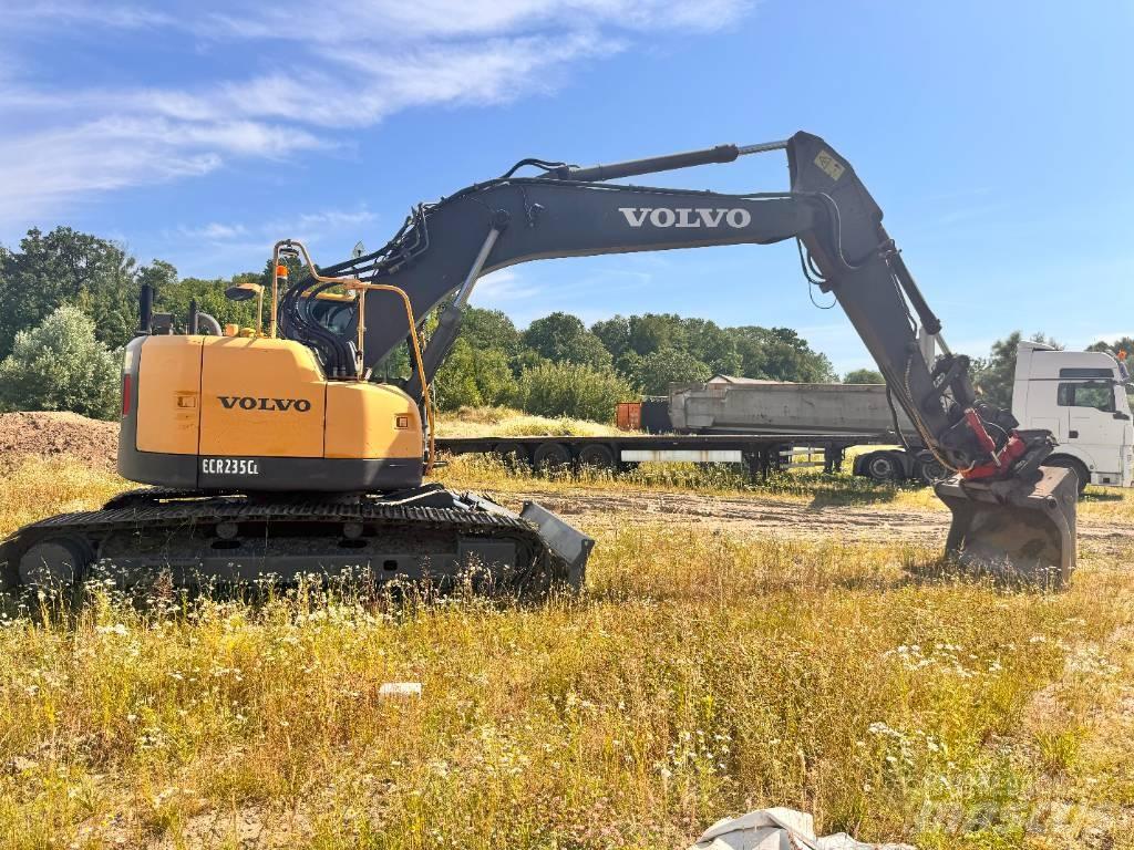 Volvo ECR 235 C L Escavatori cingolati