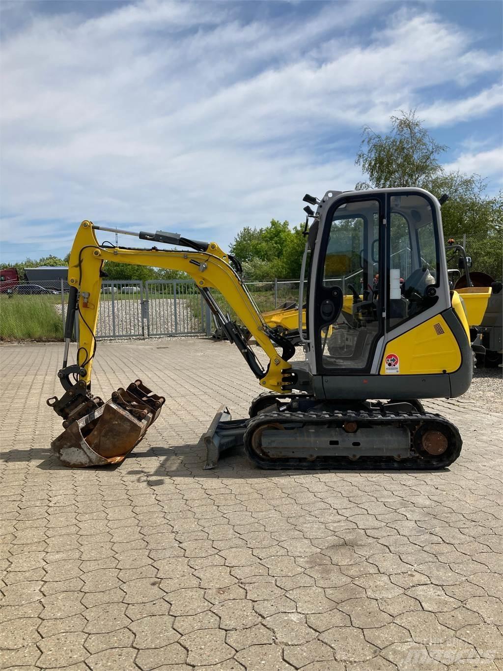 Wacker Neuson ET24 Miniescavatori