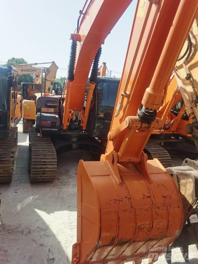 Hitachi ZX 210 Escavatori cingolati