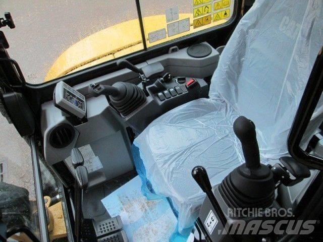 CAT 303.5 Miniescavatori