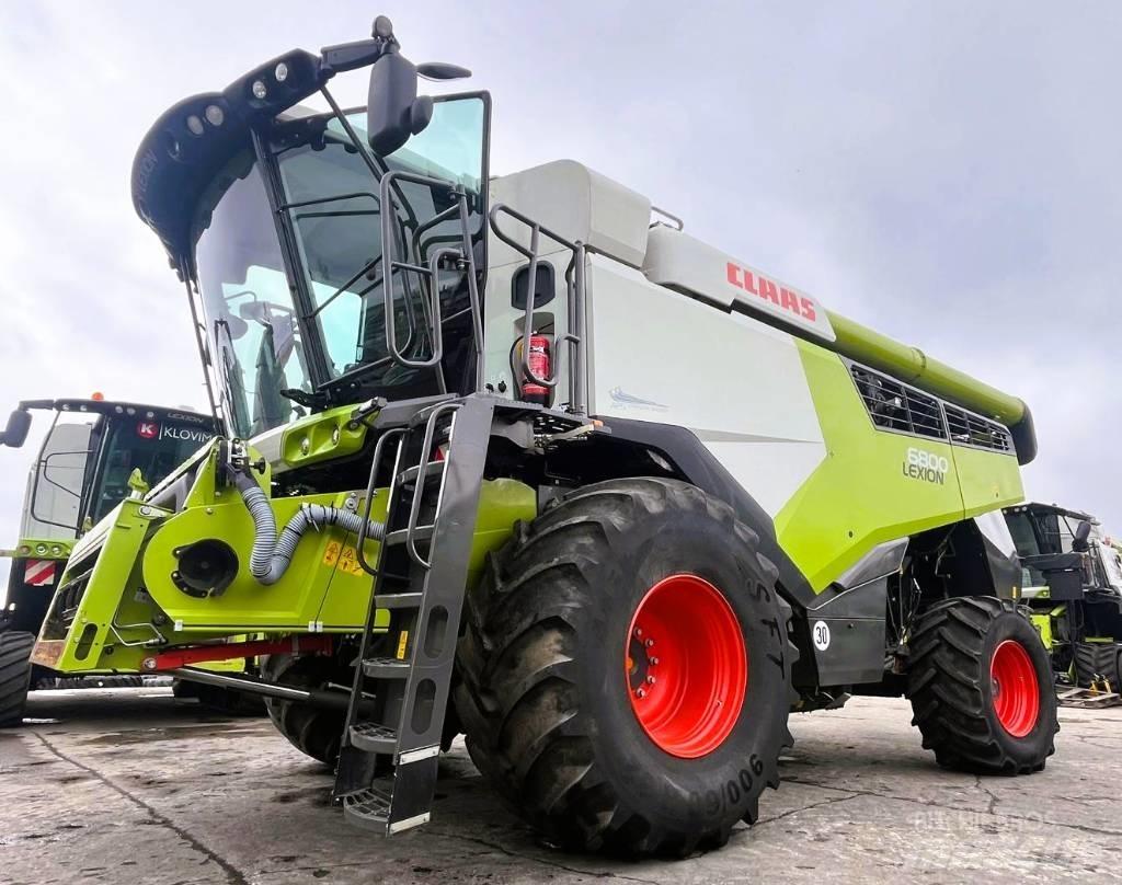 CLAAS Lexion 6800 Mietitrebbiatrici