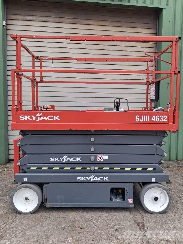 SkyJack SJ III 4632 Piattaforme a pantografo