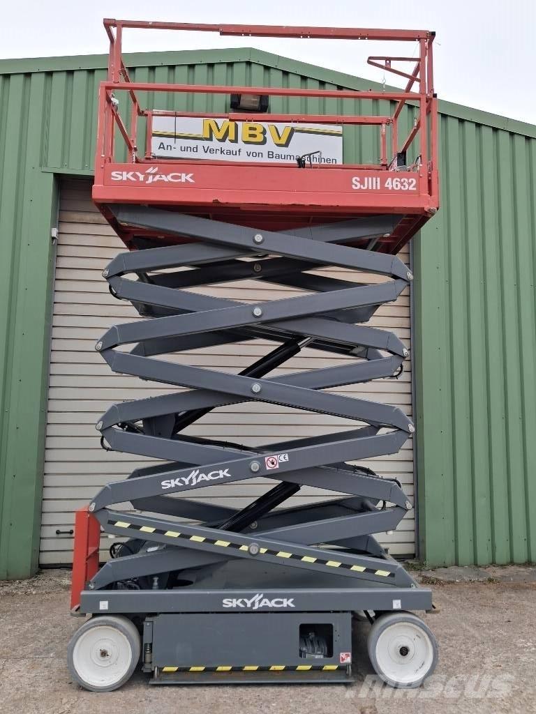 SkyJack SJ III 4632 Piattaforme a pantografo