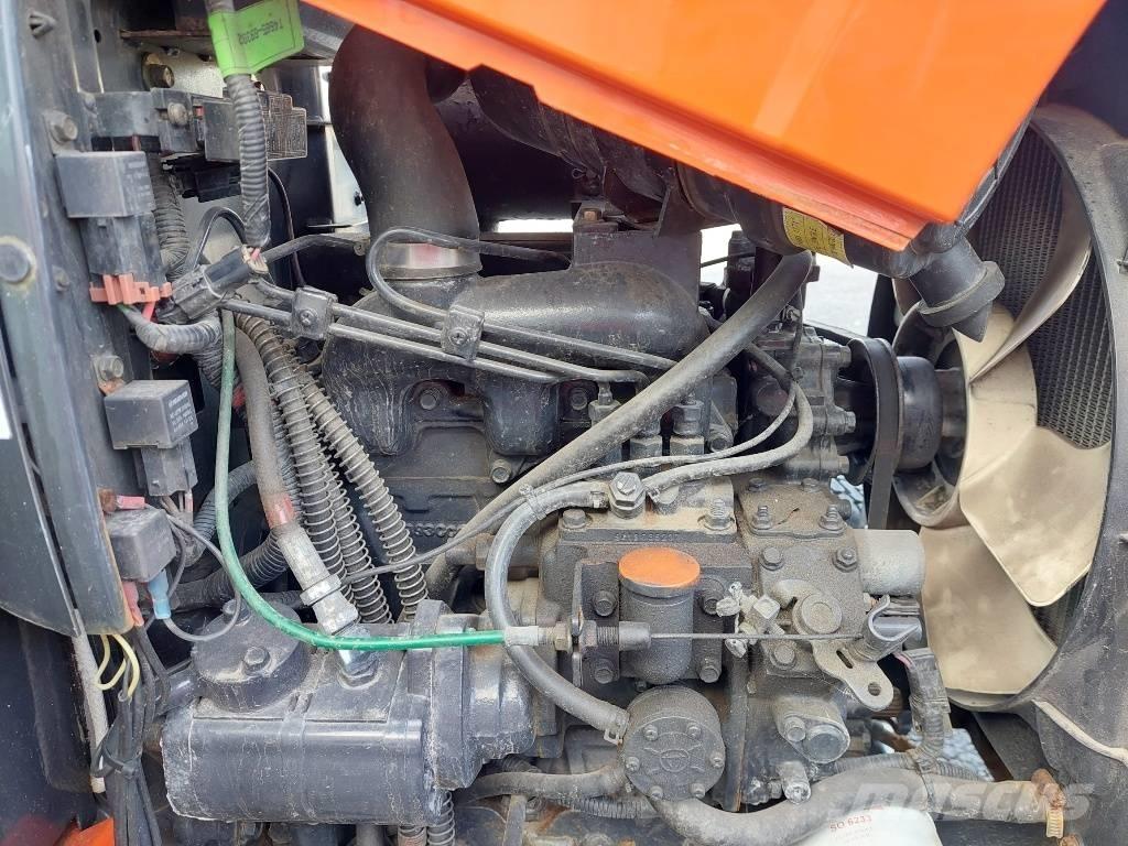 Kioti CK 2810 HST Trattori compatti