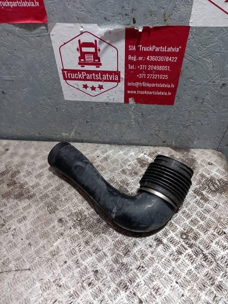 MAN TGX  81082010490 Cabine e interni